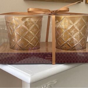 NWT - Set of 2 Bombay Gold Star Etched Glass
Tealight Holders